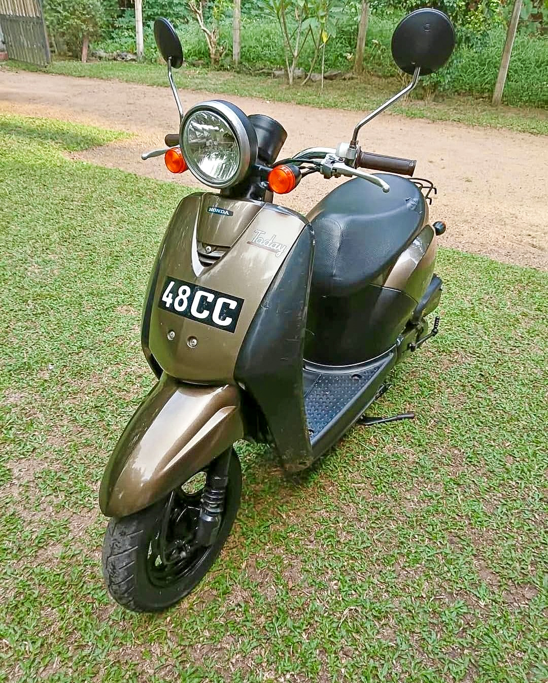 Скутер Honda Today 48cc, Ахангама, Шри-Ланка, 55.00$ в день